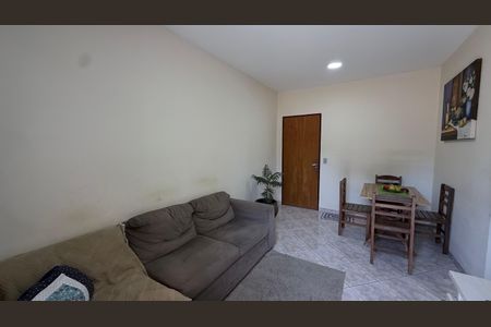 Apartamento à venda com 56m², 2 quartos e 1 vaga Apartamento à venda com 56m², 2 quartos e 1 vagaSala