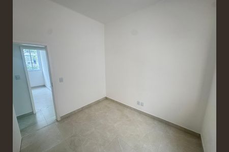 Apartamento à venda com 75m², 2 quartos e 1 vagaSuíte 