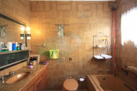 Casa à venda com 5 quartos, 238m² em Vila Mariana, São Paulo