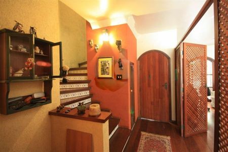 Casa à venda com 5 quartos, 238m² em Vila Mariana, São Paulo