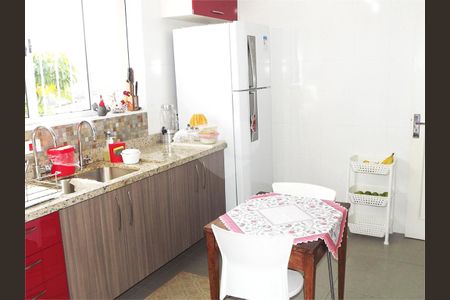 Casa à venda com 3 quartos, 202m² em Jardim Jabaquara, São Paulo