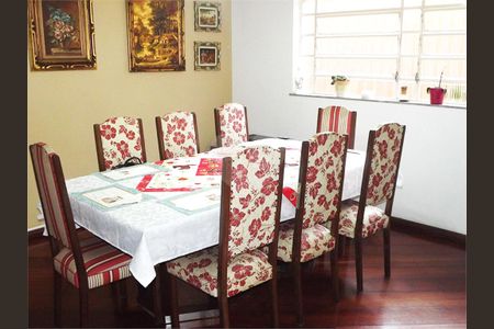 Casa à venda com 3 quartos, 202m² em Jardim Jabaquara, São Paulo