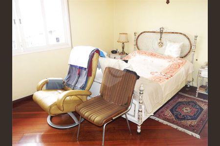 Casa à venda com 3 quartos, 202m² em Jardim Jabaquara, São Paulo