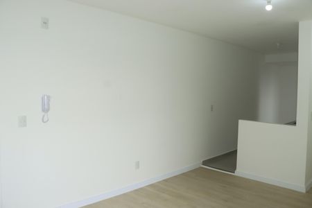 Apartamento para alugar com 2 quartos, 52m² em Jardim de Lourdes, Embu das Artes