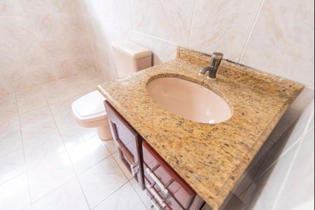 Casa para alugar com 150m², 3 quartos e 2 vagas Casa para alugar com 150m², 3 quartos e 2 vagasBanheiro Suíte