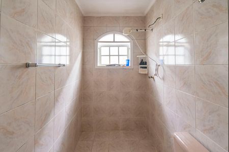 Casa para alugar com 150m², 3 quartos e 2 vagas Casa para alugar com 150m², 3 quartos e 2 vagasBanheiro Suíte