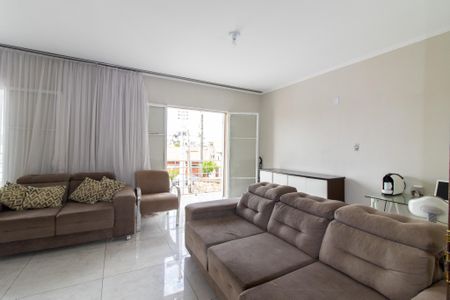 Casa à venda com 190m², 3 quartos e 4 vagas Casa à venda com 190m², 3 quartos e 4 vagasSala