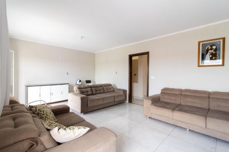 Casa à venda com 190m², 3 quartos e 4 vagas Casa à venda com 190m², 3 quartos e 4 vagasSala