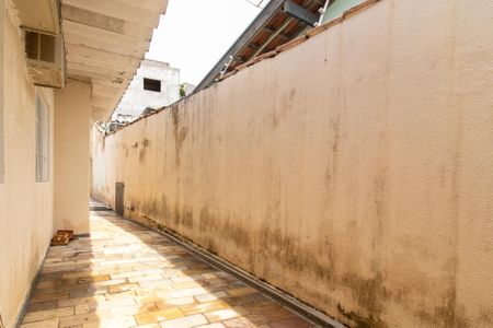 Casa à venda com 190m², 3 quartos e 4 vagas Casa à venda com 190m², 3 quartos e 4 vagasÁrea externa