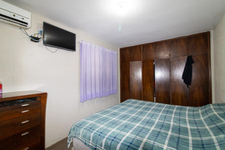 Casa à venda com 190m², 3 quartos e 4 vagas Casa à venda com 190m², 3 quartos e 4 vagasSuite