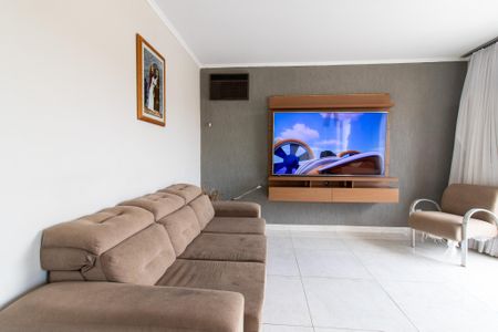 Casa à venda com 190m², 3 quartos e 4 vagas Casa à venda com 190m², 3 quartos e 4 vagasSala