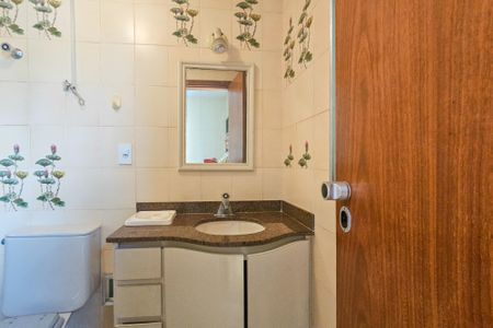 Apartamento para alugar com 160m², 3 quartos e 2 vagas Apartamento para alugar com 160m², 3 quartos e 2 vagasBanheiro da suíte 3