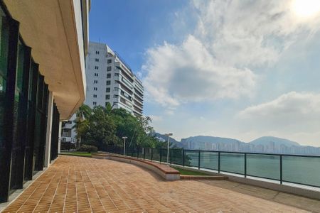 Apartamento para alugar com 160m², 3 quartos e 2 vagas Apartamento para alugar com 160m², 3 quartos e 2 vagasÁrea de lazer