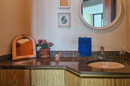 Apartamento para alugar com 160m², 3 quartos e 2 vagas Apartamento para alugar com 160m², 3 quartos e 2 vagasLavabo