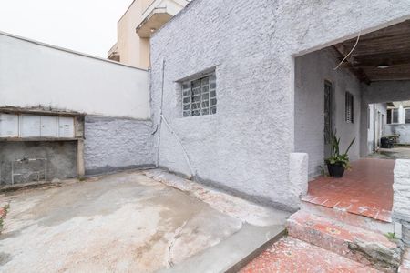 Casa para alugar com 100m², 2 quartos e 2 vagasQuintal