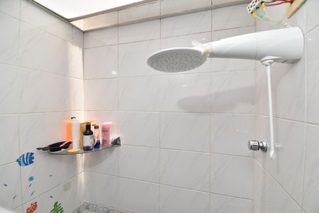 Casa para alugar com 179m², 3 quartos e 2 vagasBanheiro Social