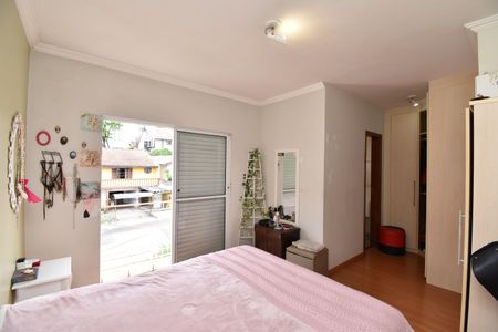 Casa para alugar com 179m², 3 quartos e 2 vagasSuíte