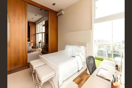 Apartamento para alugar com 1 quarto, 130m² em Jardim das Acacias, São Paulo