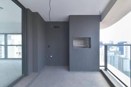 Apartamento à venda com 152m², 3 quartos e 2 vagasVaranda