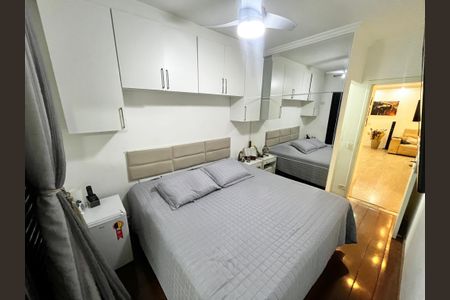 Apartamento à venda com 135m², 3 quartos e 3 vagas Apartamento à venda com 135m², 3 quartos e 3 vagasQuarto Suíte