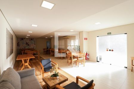 Apartamento à venda com 135m², 3 quartos e 3 vagas Apartamento à venda com 135m², 3 quartos e 3 vagasÁrea comum - Salão de festas