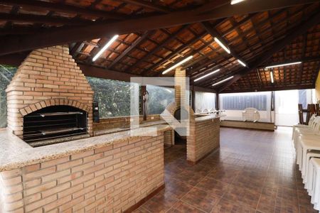 Apartamento à venda com 135m², 3 quartos e 3 vagas Apartamento à venda com 135m², 3 quartos e 3 vagasÁrea comum - Churrasqueira