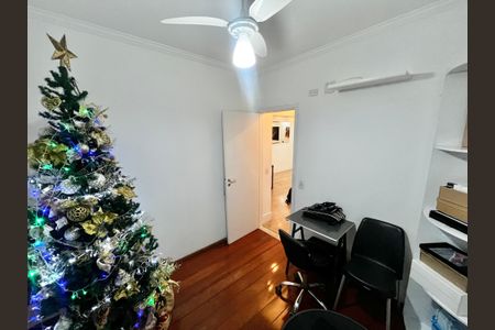 Apartamento à venda com 135m², 3 quartos e 3 vagas Apartamento à venda com 135m², 3 quartos e 3 vagasQuarto 2