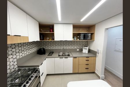 Apartamento à venda com 135m², 3 quartos e 3 vagas Apartamento à venda com 135m², 3 quartos e 3 vagasCozinha