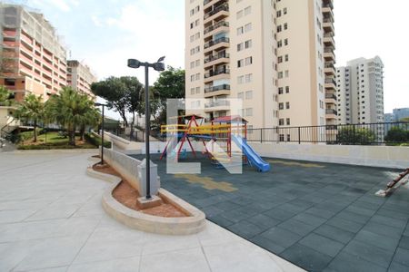 Apartamento à venda com 135m², 3 quartos e 3 vagas Apartamento à venda com 135m², 3 quartos e 3 vagasÁrea comum - Playground
