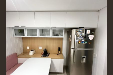 Apartamento à venda com 135m², 3 quartos e 3 vagas Apartamento à venda com 135m², 3 quartos e 3 vagasCozinha