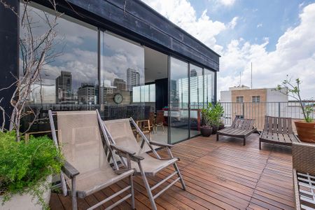 Apartamento à venda com 240m², 2 quartos e 3 vagasTerraço