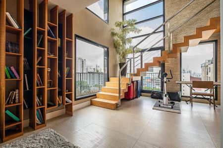 Apartamento à venda com 240m², 2 quartos e 3 vagasSala 2