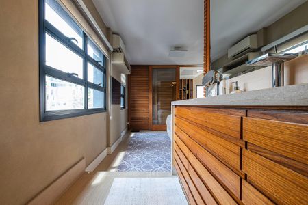 Apartamento à venda com 240m², 2 quartos e 3 vagasSuíte 1