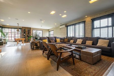 Apartamento à venda com 240m², 2 quartos e 3 vagasSala 1