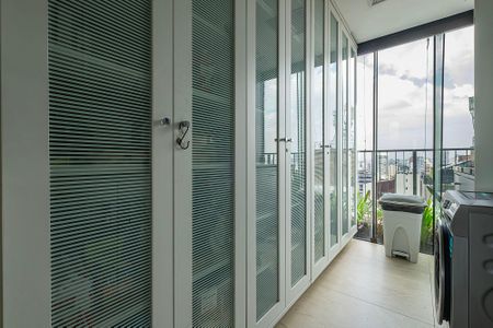 Apartamento à venda com 240m², 2 quartos e 3 vagasLavanderia