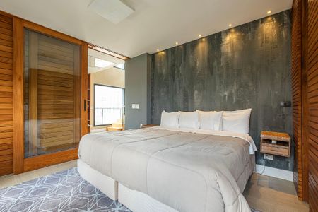 Apartamento à venda com 240m², 2 quartos e 3 vagasSuíte 1