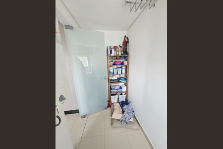 Apartamento à venda com 68m², 1 quarto e 2 vagas Apartamento à venda com 68m², 1 quarto e 2 vagasLavanderia