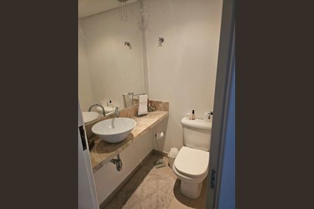 Apartamento à venda com 68m², 1 quarto e 2 vagas Apartamento à venda com 68m², 1 quarto e 2 vagasBanheiro