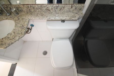 Apartamento à venda com 71m², 3 quartos e 1 vagaBanheiro