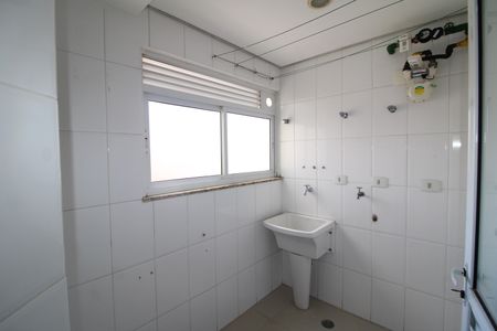 Apartamento à venda com 71m², 3 quartos e 1 vagaÁrea de Serviço