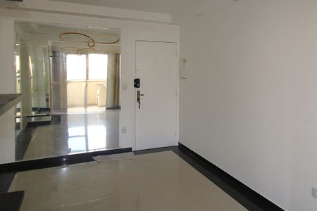 Apartamento à venda com 71m², 3 quartos e 1 vagaSala