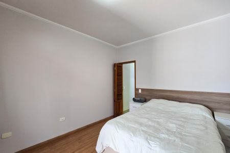 Casa à venda com 223m², 3 quartos e 2 vagas Casa à venda com 223m², 3 quartos e 2 vagasSuíte