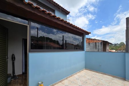 Casa à venda com 223m², 3 quartos e 2 vagas Casa à venda com 223m², 3 quartos e 2 vagasVaranda da Suíte