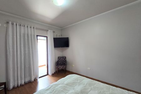 Casa à venda com 223m², 3 quartos e 2 vagas Casa à venda com 223m², 3 quartos e 2 vagasSuíte