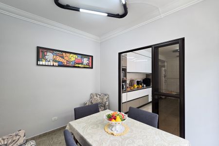 Casa à venda com 223m², 3 quartos e 2 vagas Casa à venda com 223m², 3 quartos e 2 vagasCopa