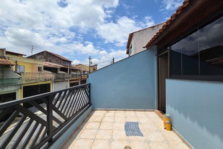 Casa à venda com 223m², 3 quartos e 2 vagas Casa à venda com 223m², 3 quartos e 2 vagasVaranda da Suíte