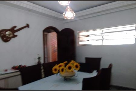 Casa à venda com 192m², 4 quartos e 2 vagas