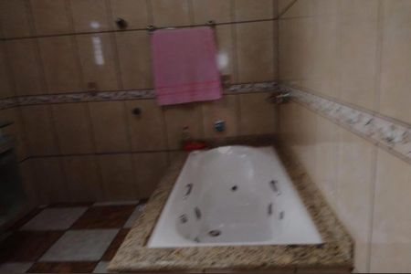 Casa à venda com 192m², 4 quartos e 2 vagas