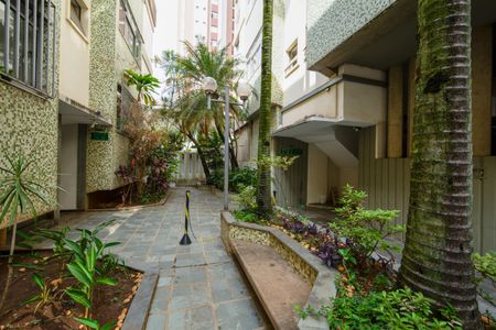 Apartamento à venda com 80m², 3 quartos e 1 vaga Apartamento à venda com 80m², 3 quartos e 1 vagaÁrea comum