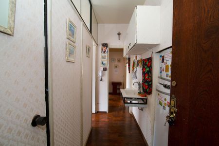 Apartamento à venda com 80m², 3 quartos e 1 vaga Apartamento à venda com 80m², 3 quartos e 1 vagaCorredor